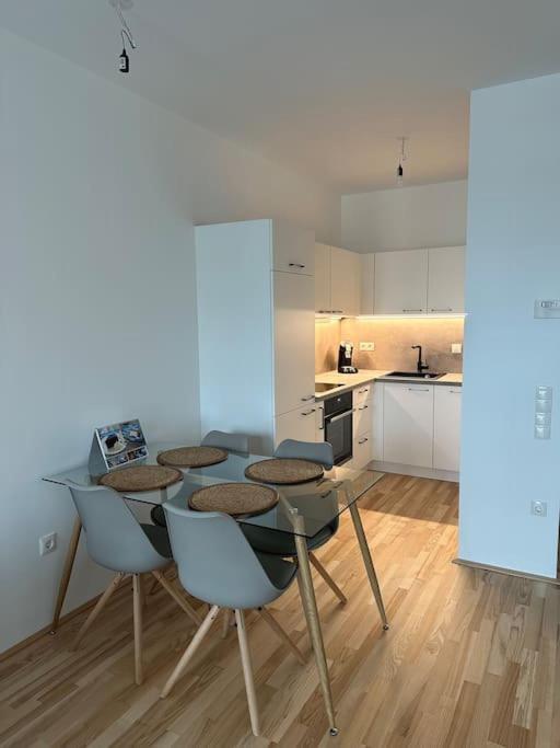 Exclusive Brandnew Apartment U3 Vienna Exterior photo